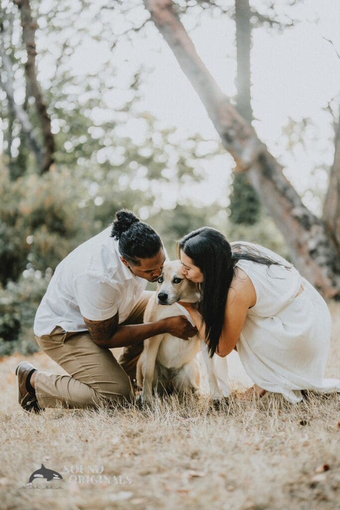 Ash + Chris Lincoln Park Engagement // Ash & Chris -