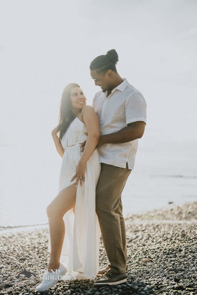 Ash + Chris Lincoln Park Engagement // Ash & Chris -