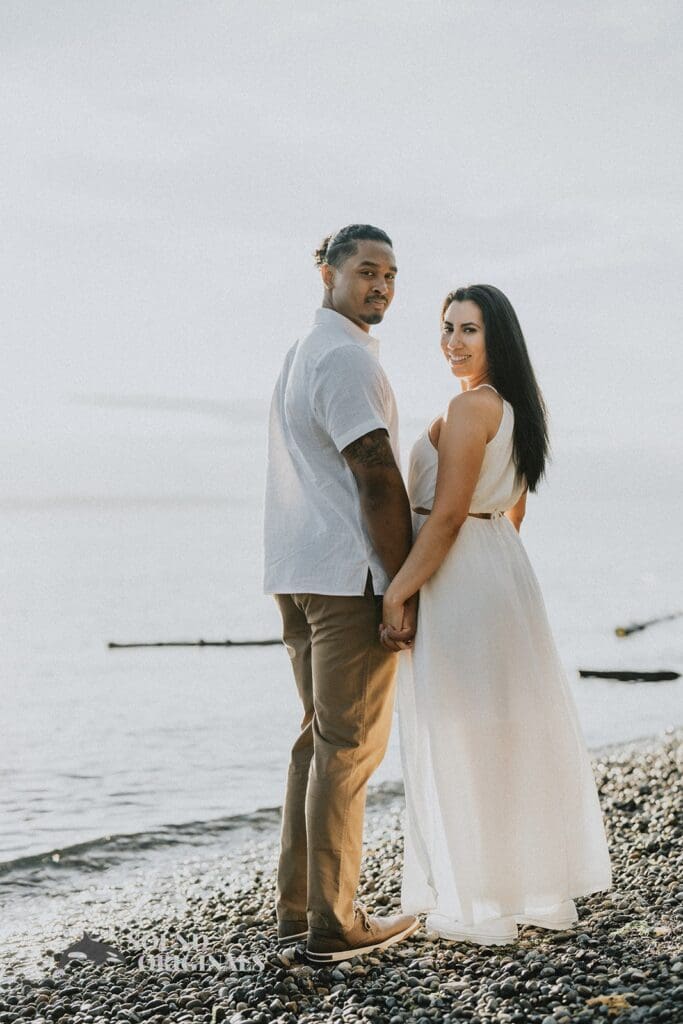 Ash + Chris Lincoln Park Engagement // Ash & Chris -