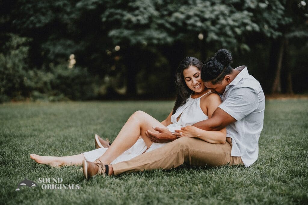 Ash + Chris Lincoln Park Engagement // Ash & Chris -