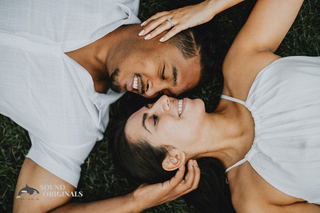 Ash + Chris Lincoln Park Engagement // Ash & Chris -