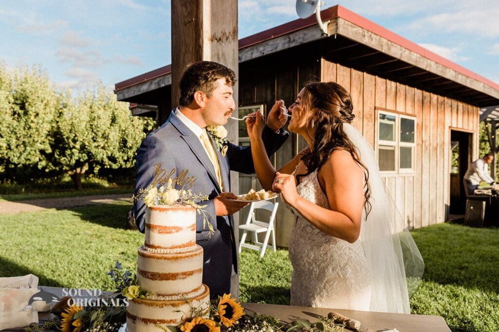 Mt View Orchards Wedding // Ashley + Jacob -