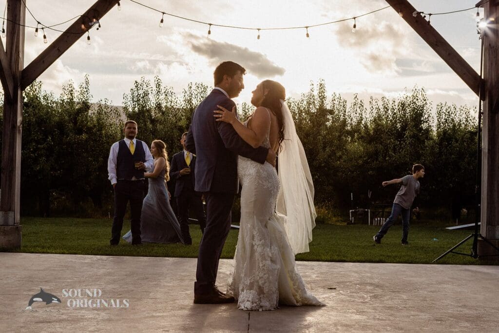 Mt View Orchards Wedding // Ashley + Jacob -