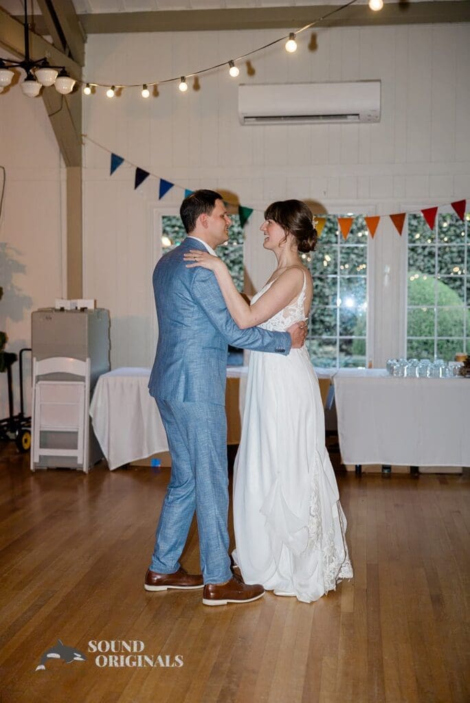 The Laurelhurst Club Wedding // Rebecca + Julian -