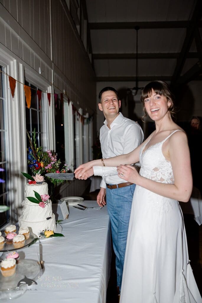 The Laurelhurst Club Wedding // Rebecca + Julian -