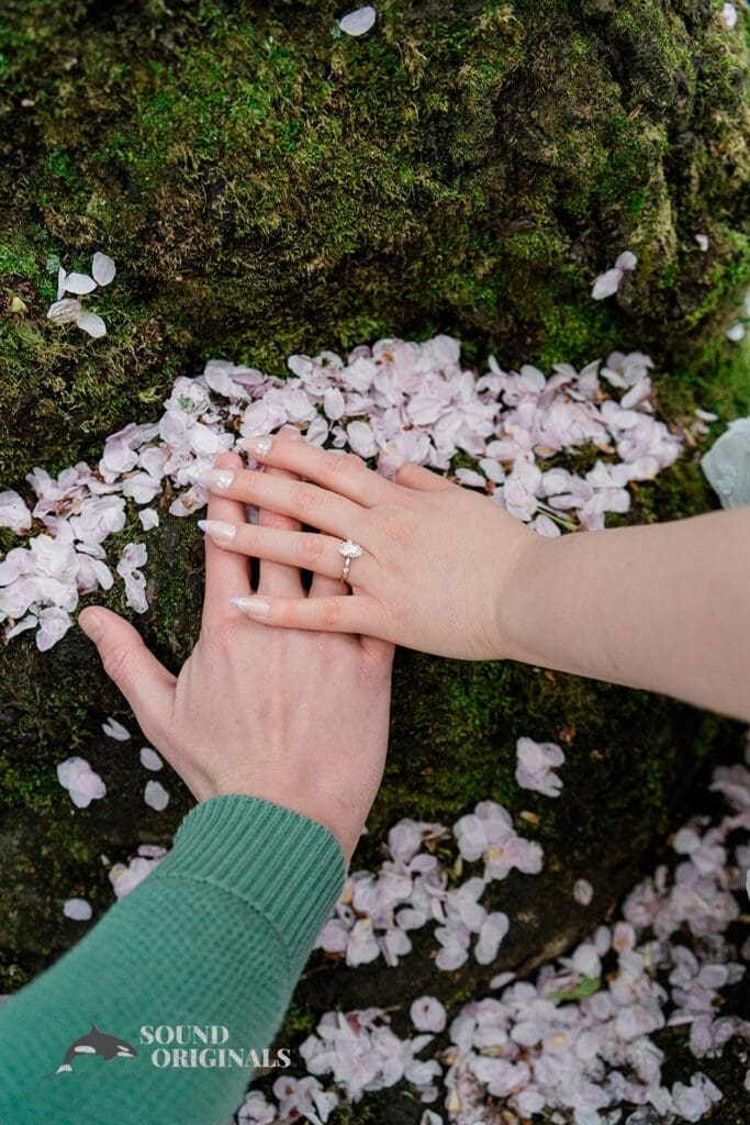 25 STUNNING Locations for Engagement Photos in Seattle -