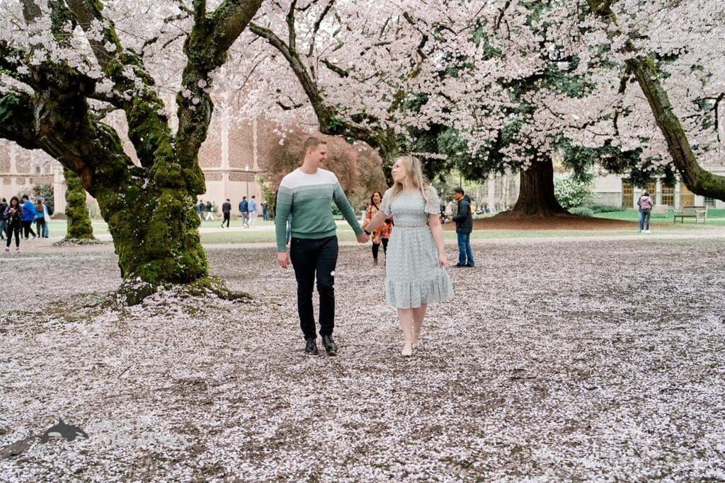25 STUNNING Locations for Engagement Photos in Seattle -