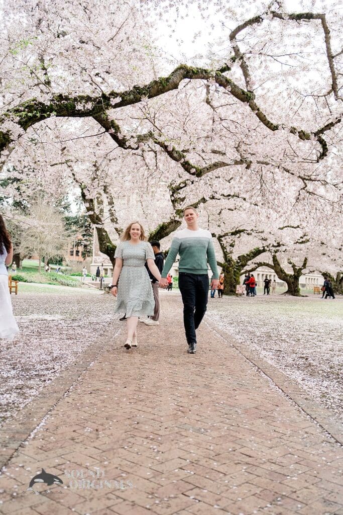25 STUNNING Locations for Engagement Photos in Seattle -