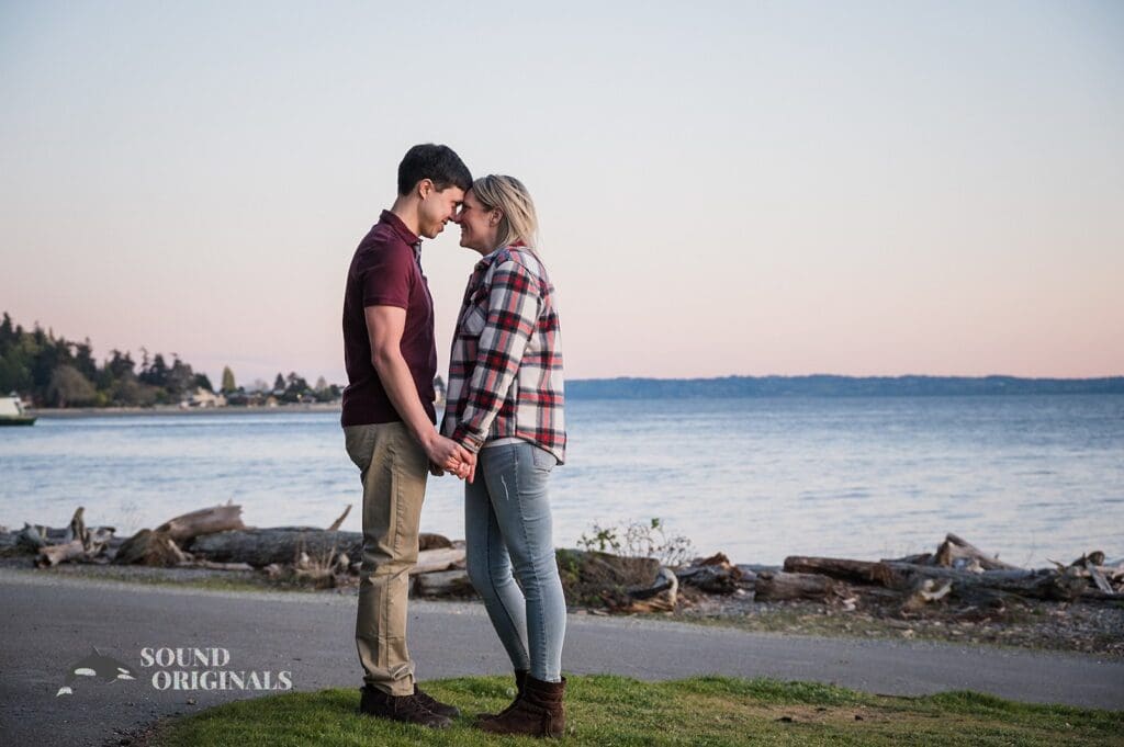 Grant + Sara Lincoln Park Engagement // Grant & Sara -