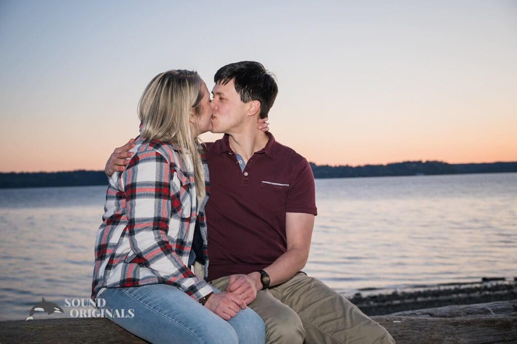 Grant + Sara Lincoln Park Engagement // Grant & Sara -