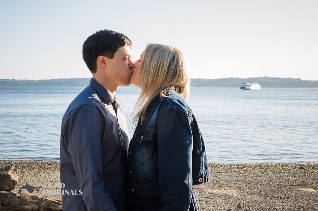 Grant + Sara Lincoln Park Engagement // Grant & Sara -