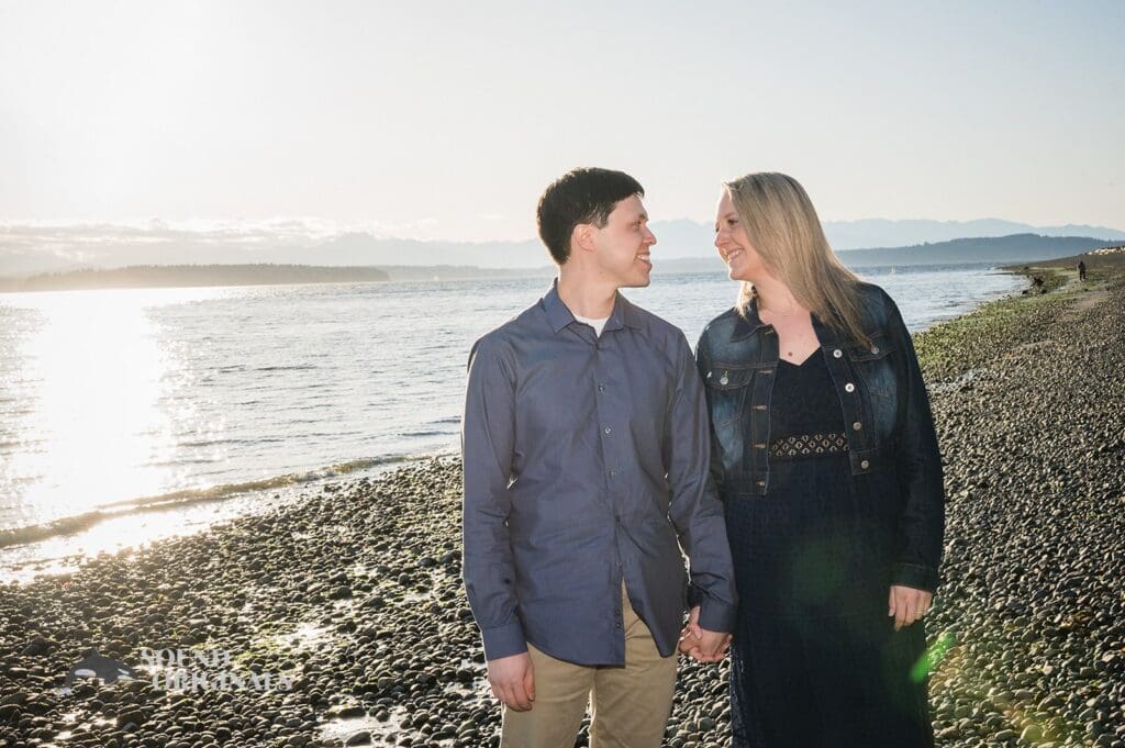 Grant + Sara Lincoln Park Engagement // Grant & Sara -