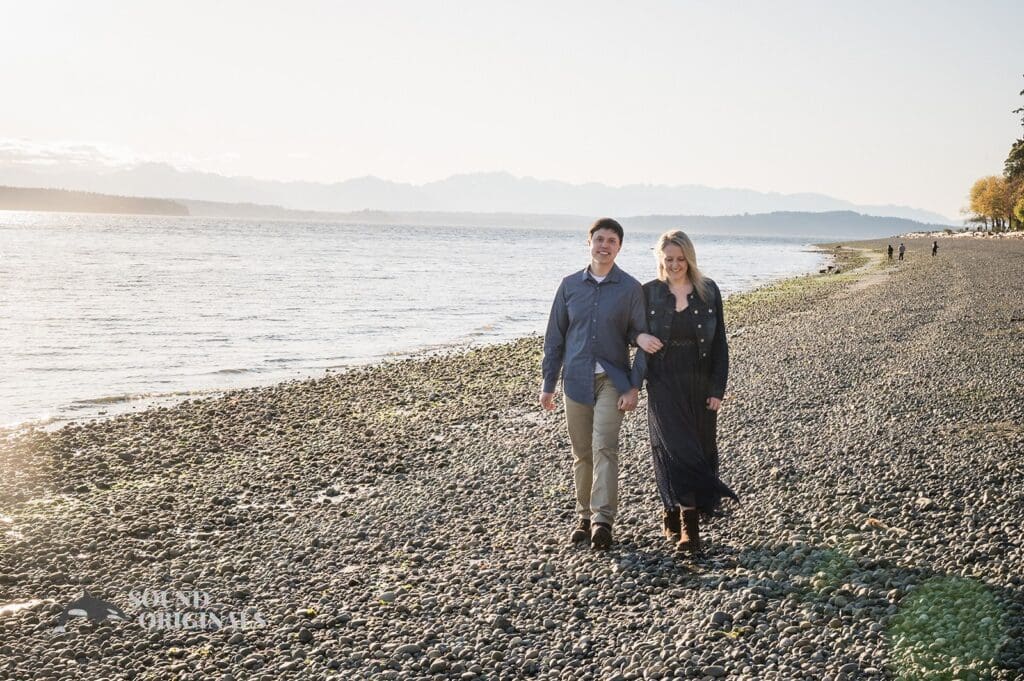 Grant + Sara Lincoln Park Engagement // Grant & Sara -
