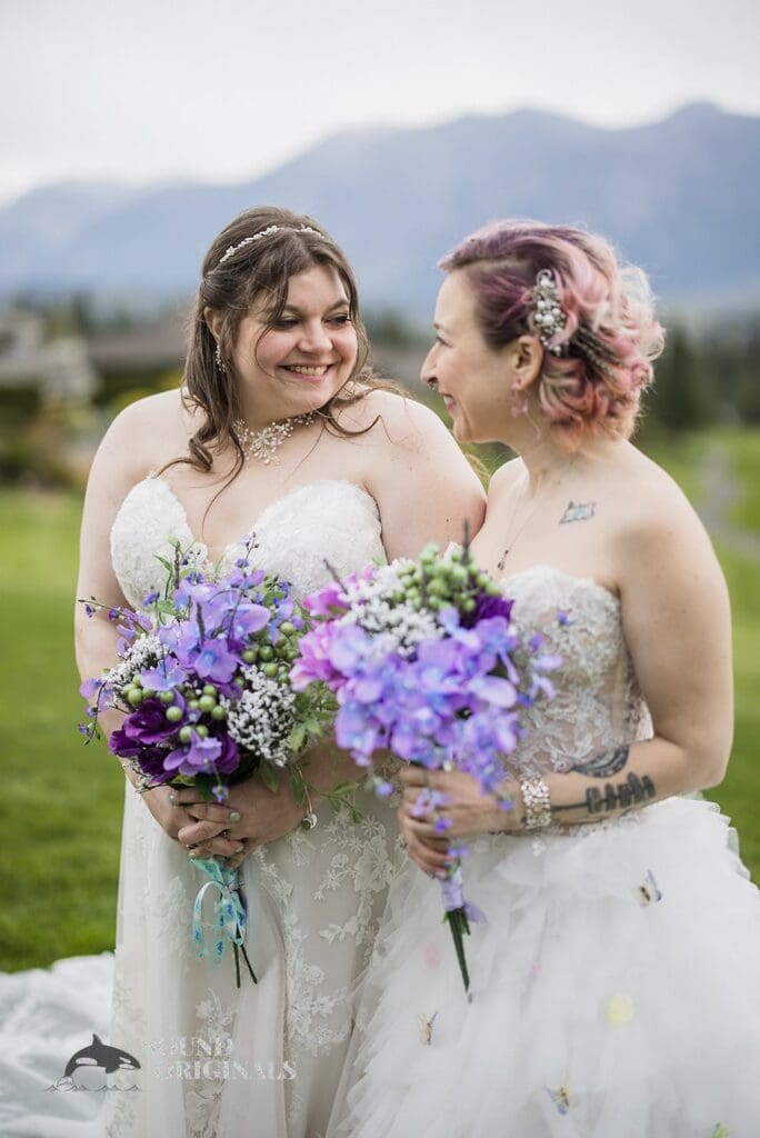The Club at Snoqualmie Ridge Wedding // Amey + Kristen -