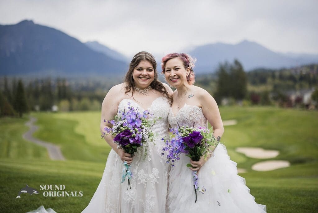 The Club at Snoqualmie Ridge Wedding // Amey + Kristen -