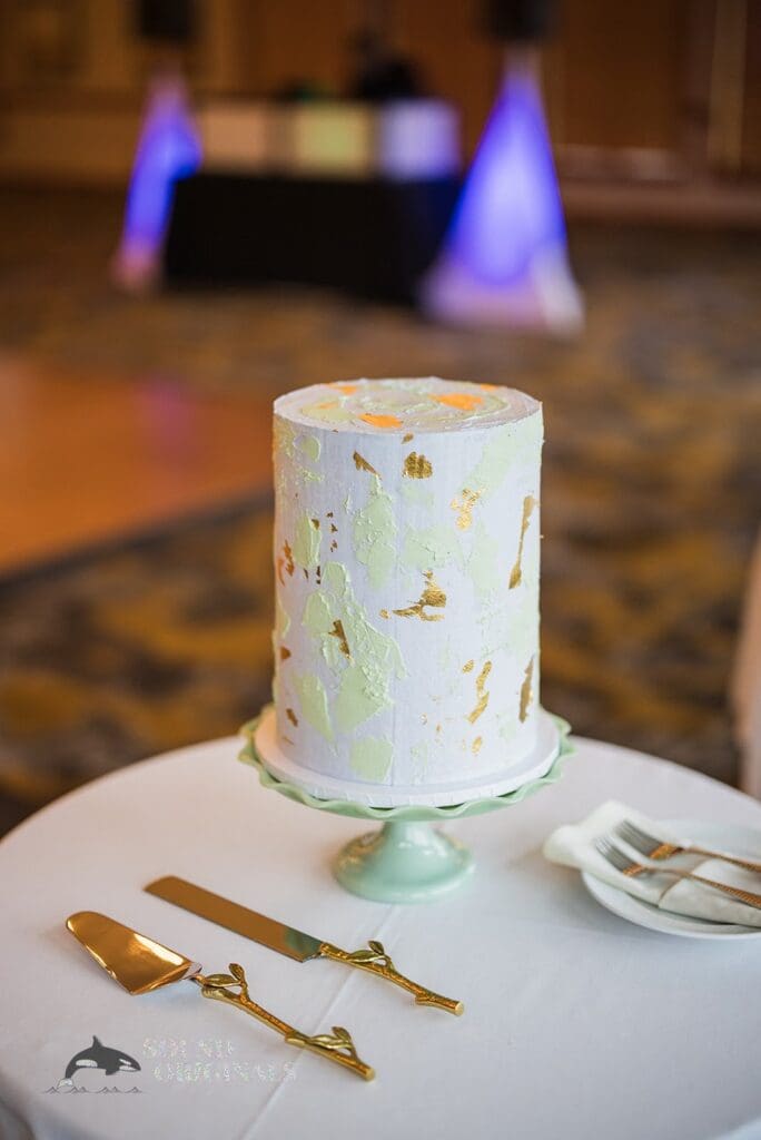 The Club at Snoqualmie Ridge Wedding // Amey + Kristen -