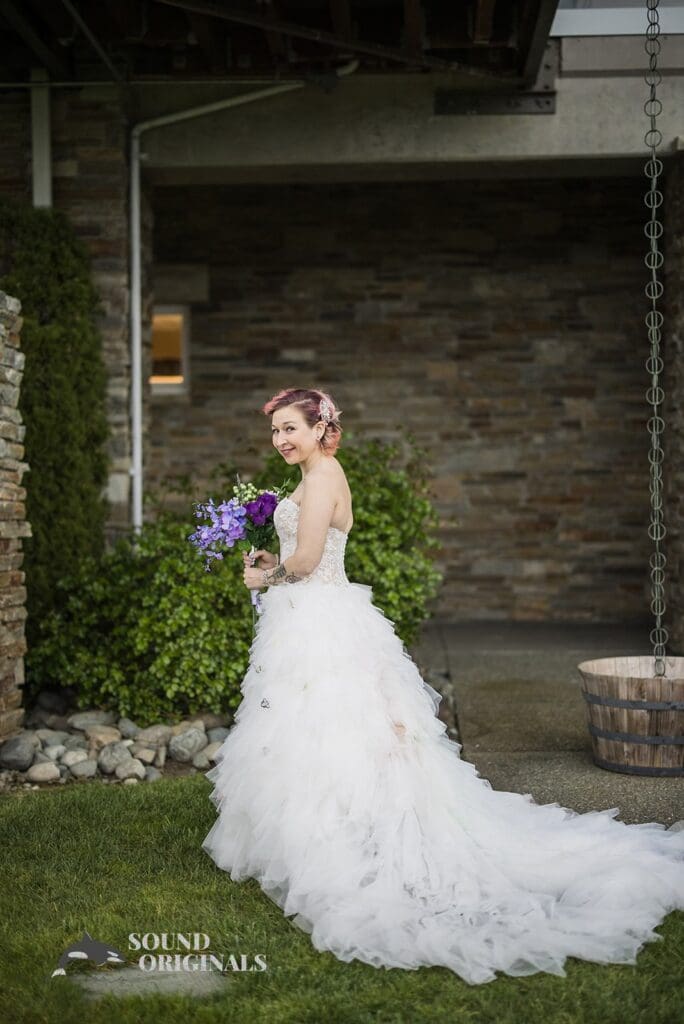 The Club at Snoqualmie Ridge Wedding // Amey + Kristen -