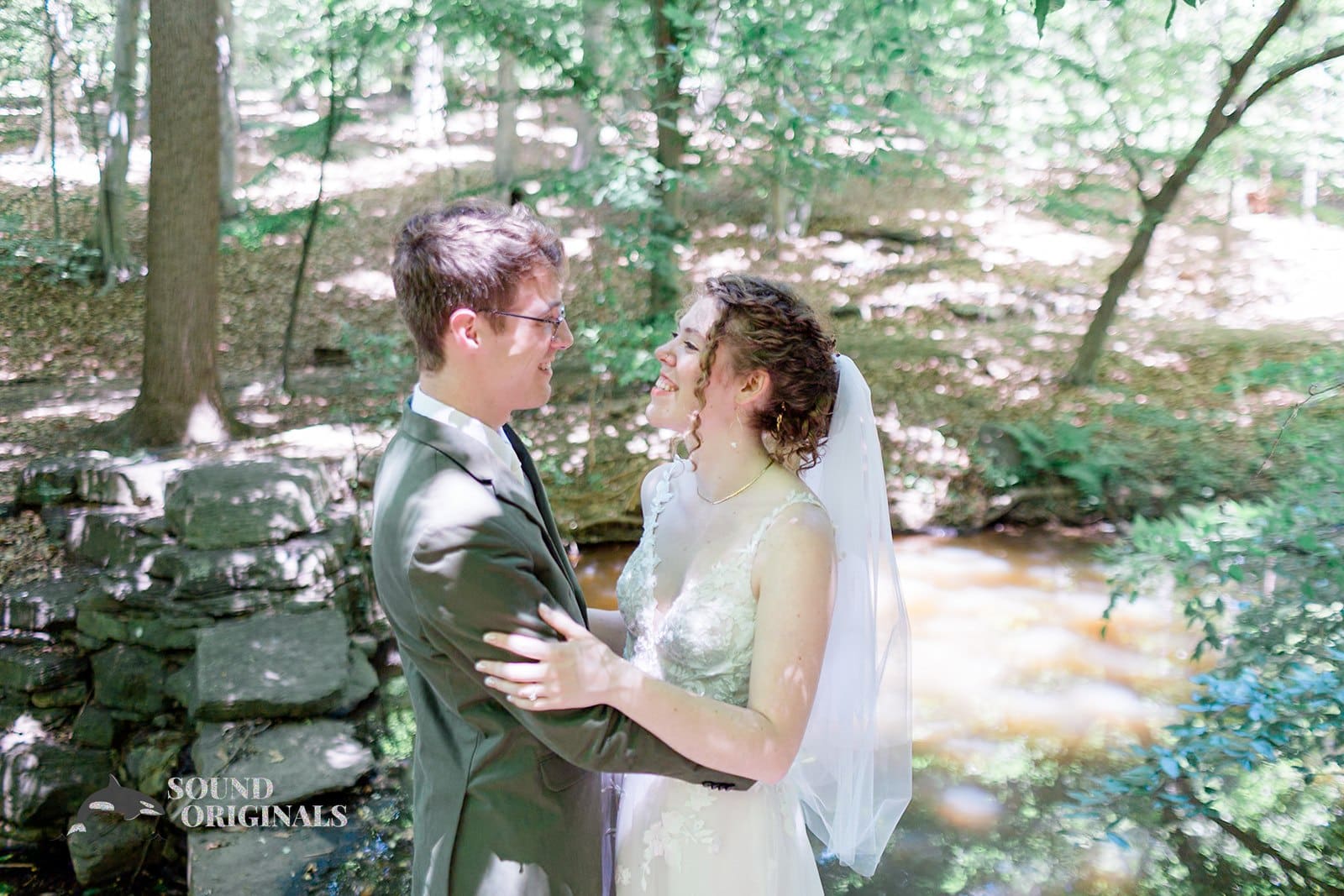 Lucy & Eli -