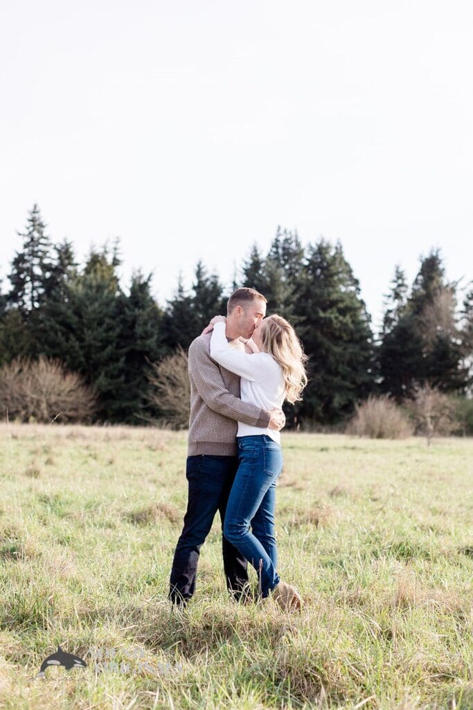25 STUNNING Locations for Engagement Photos in Seattle -