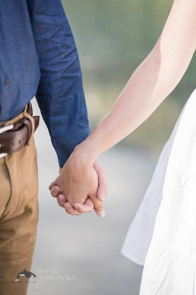25 STUNNING Locations for Engagement Photos in Seattle -