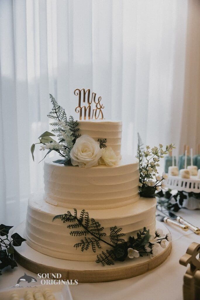 Skylinks at Long Beach Wedding // Laura + Javier -