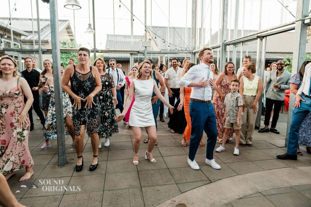 UW Center for Urban Horticulture Wedding // Daniella + Philip -