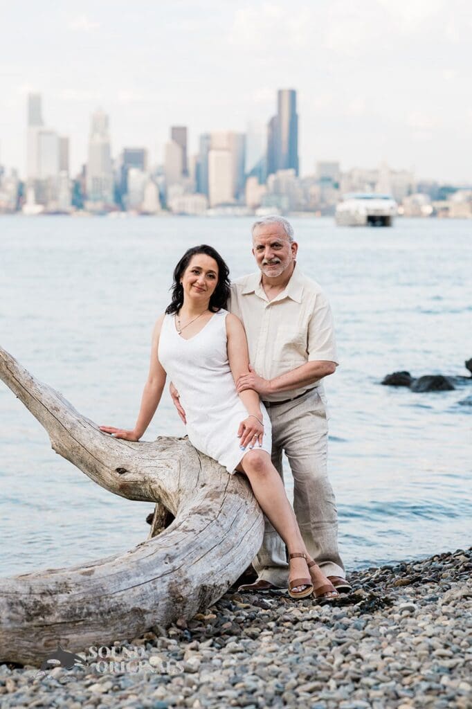 Janet + Adam Alki Beach Engagement // Adam & Janet -