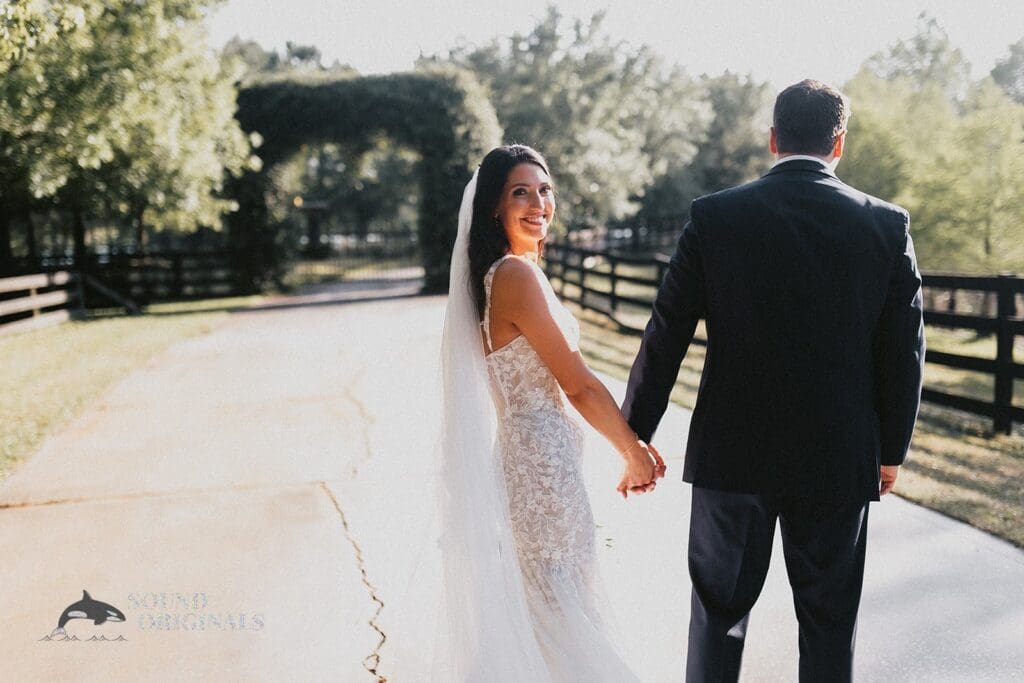 Club Lake Plantation Wedding // Bailey + Alex -