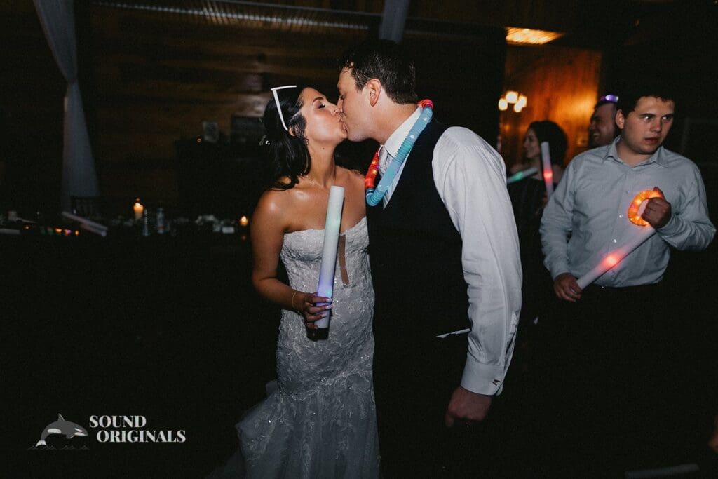 Club Lake Plantation Wedding // Bailey + Alex -