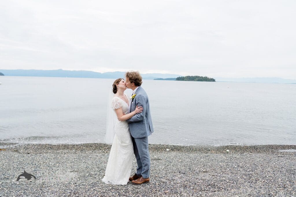 Guemes Island Resort Wedding // Hannah + Zach -