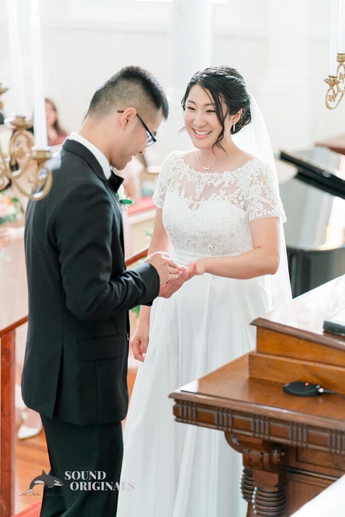 Hilton Oakland Airport Wedding // Alisa + Alex -