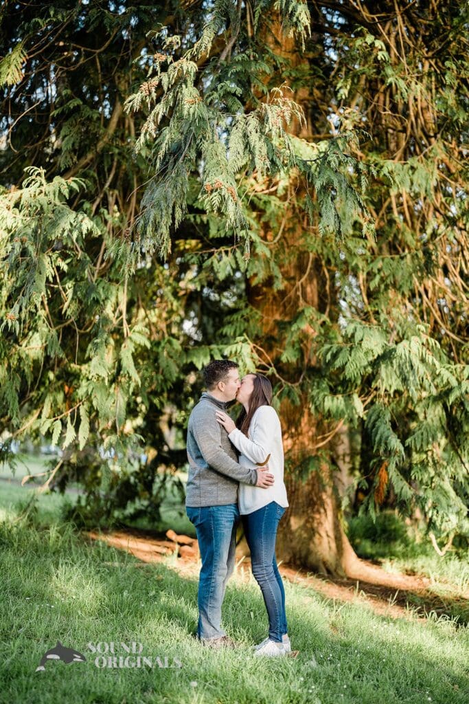 Lincoln Park Engagement // Danielle + Connor -