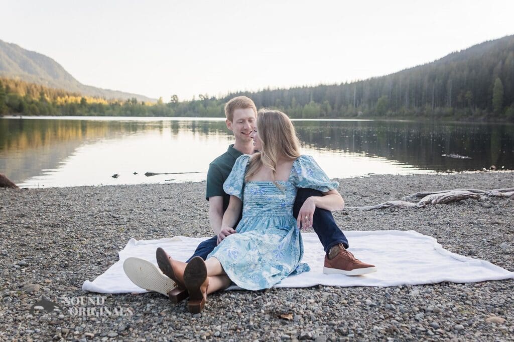 25 STUNNING Locations for Engagement Photos in Seattle -