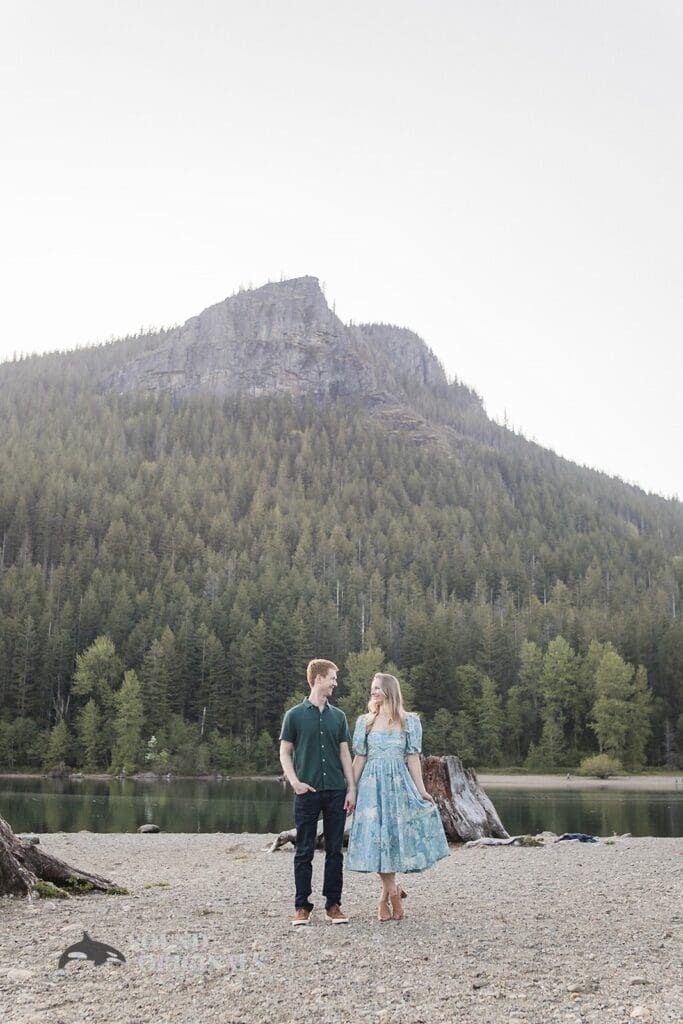 25 STUNNING Locations for Engagement Photos in Seattle -