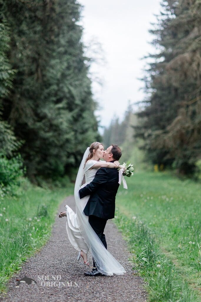 Redmond WA Wedding // Mike + Meghan -