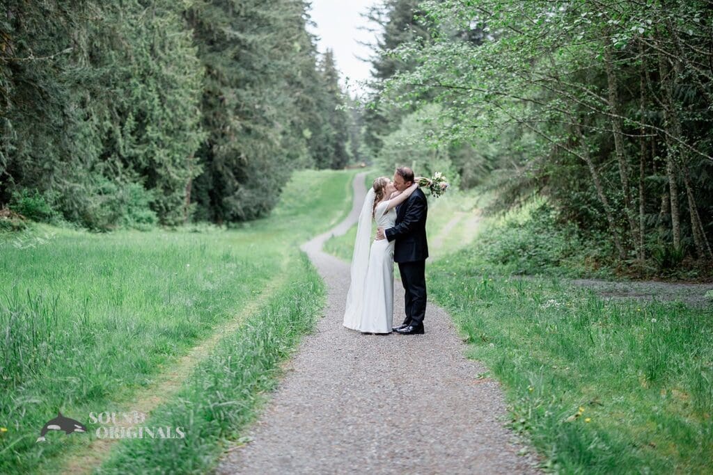 Redmond WA Wedding // Mike + Meghan -