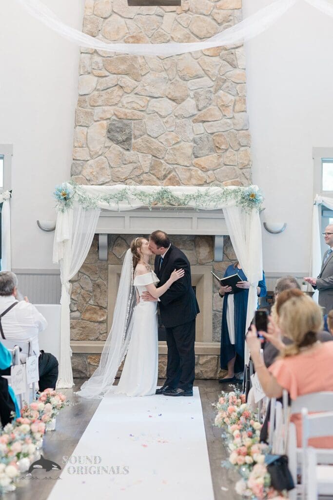 Redmond WA Wedding // Mike + Meghan -
