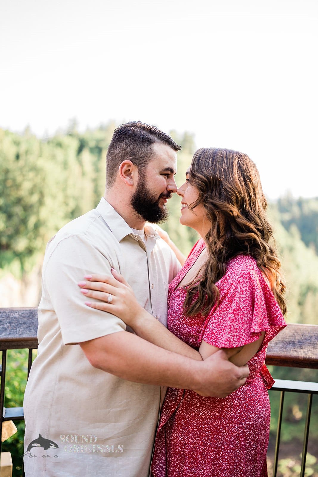Snoqualmie Falls Engagement // Amanda + Zachary