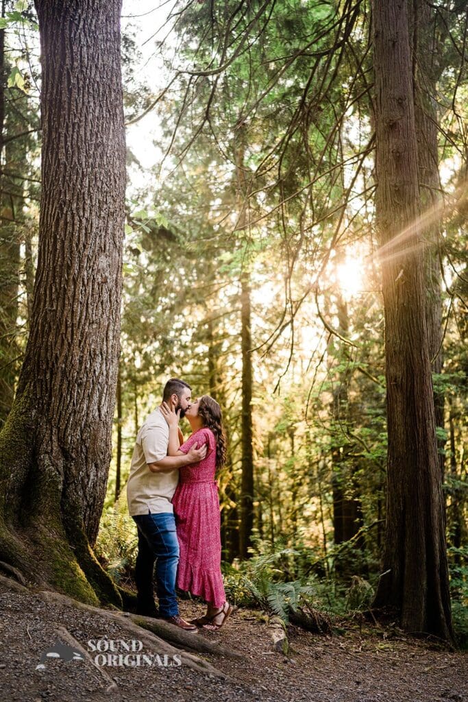 Amanda & Zach Snoqualmie Falls Engagement // Amanda + Zachary -