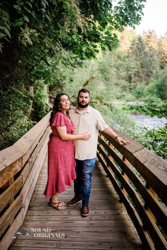 Amanda & Zach Snoqualmie Falls Engagement // Amanda + Zachary -