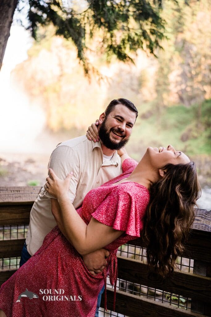 Amanda & Zach Snoqualmie Falls Engagement // Amanda + Zachary -