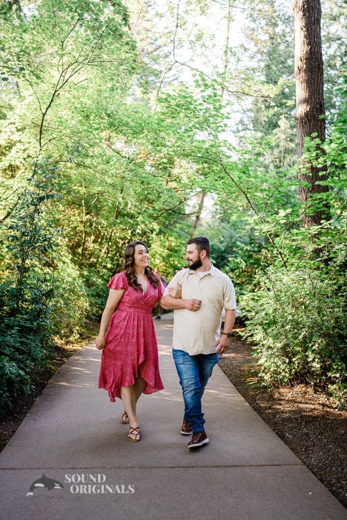 Amanda & Zach Snoqualmie Falls Engagement // Amanda + Zachary -