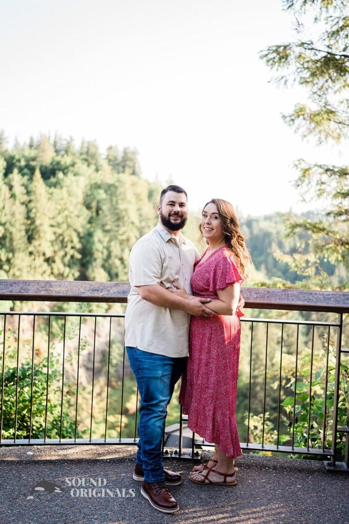 Amanda & Zach Snoqualmie Falls Engagement // Amanda + Zachary -