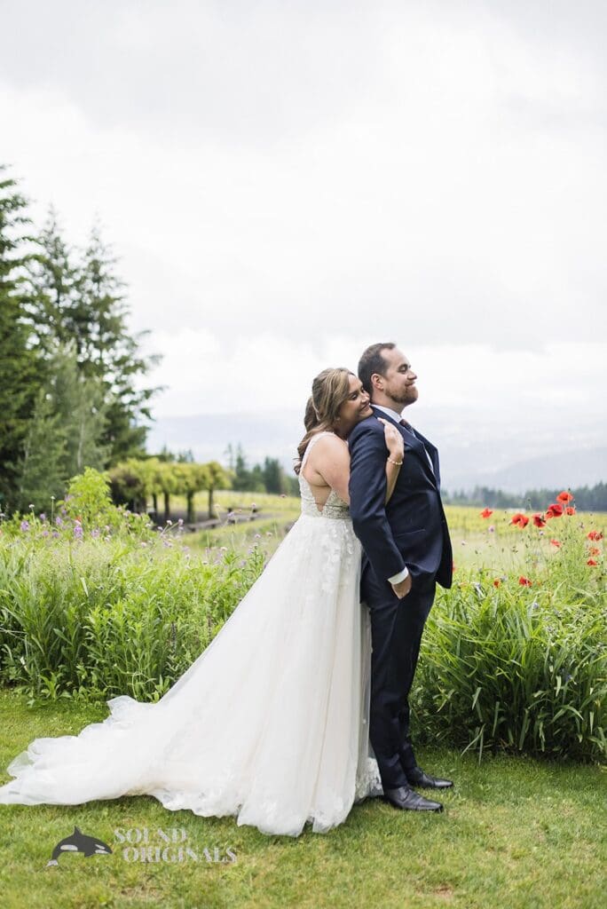Gorge Crest Vineyards Wedding // Lindsey + Tom -