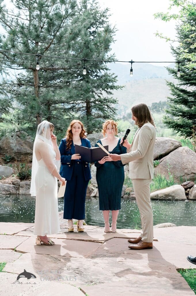 Greenbriar Inn Wedding // Samantha + Eric -