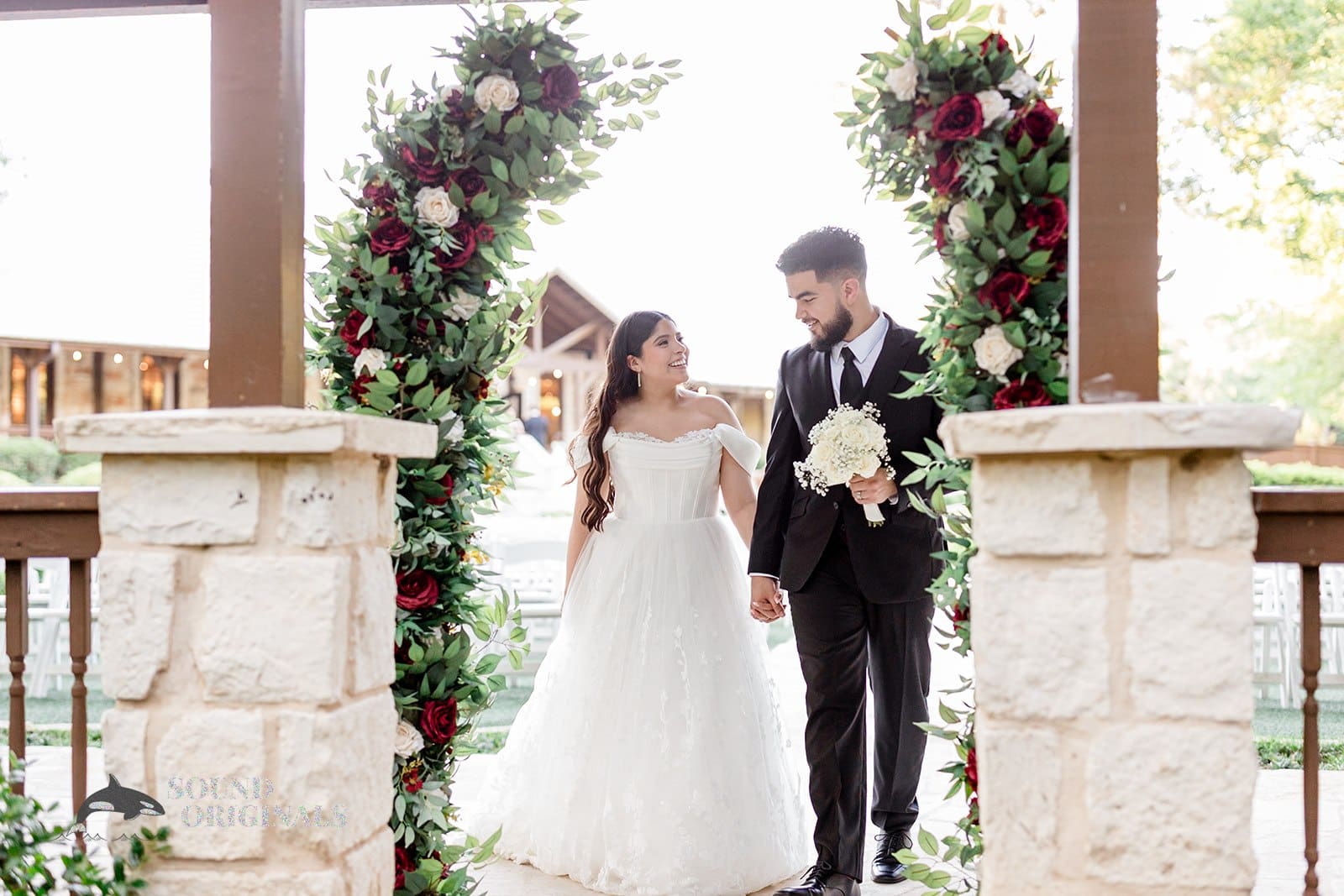 Poetry Hall Wedding // Bianca + Pedro