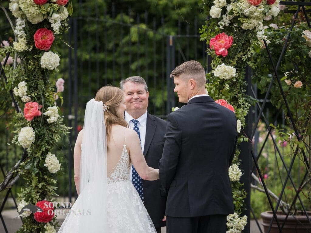 The Oregon Garden Wedding // Elizabeth + Daniel -