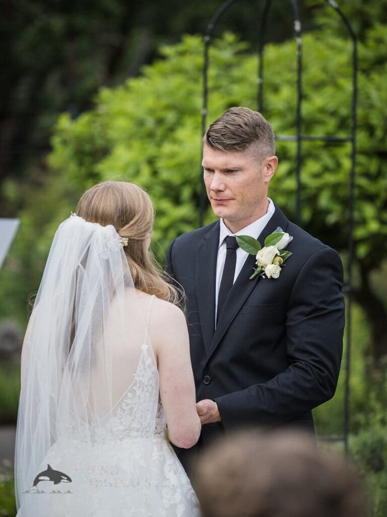 The Oregon Garden Wedding // Elizabeth + Daniel -