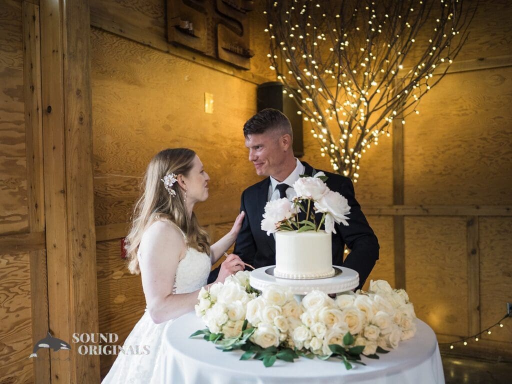 The Oregon Garden Wedding // Elizabeth + Daniel -