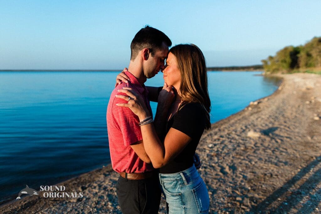Garrett + Megan Cedar Hill State Park Engagement // Garrett + Megan -